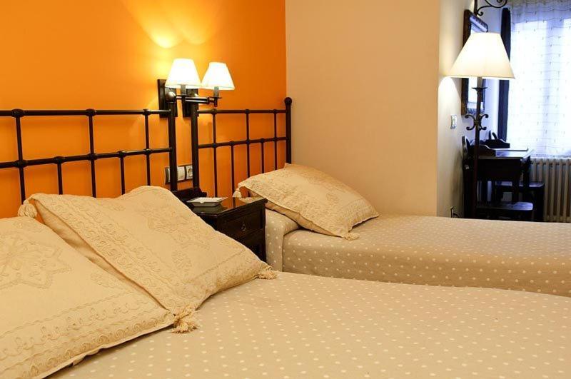 Hostal Vidaller Bielsa Zewnętrze zdjęcie